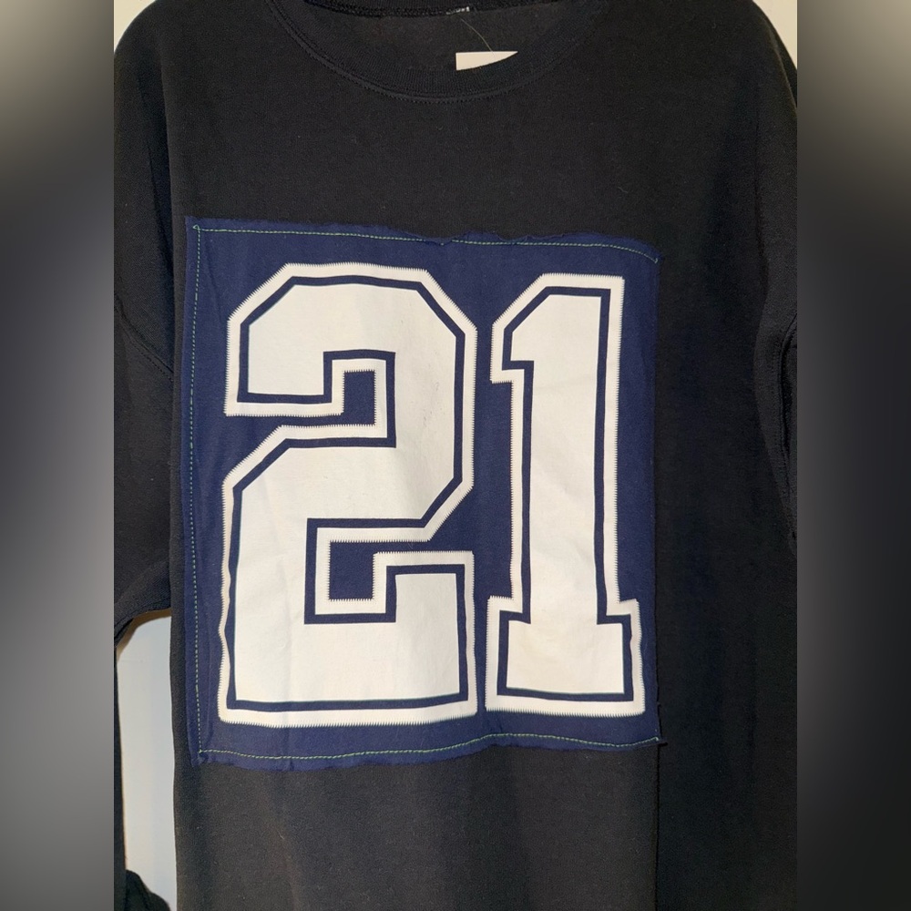NWT OOAK UPCYCLED COWBOYS #21 TEE BLACK SWEATSHIRT SZ XL